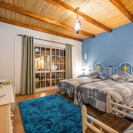 Vila Gale Sun - Luxury, 5bed With Free Wifi, Ac, Private Pool, 5 Min From The Guia (Faro)