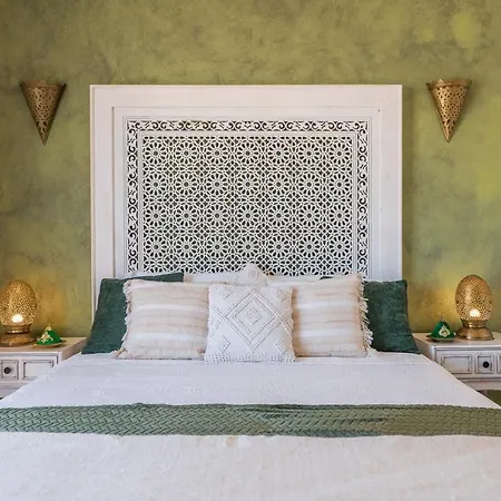 Gale Sun - Luxury, 5bed With Free Wifi, Ac, Private Pool, 5 Min From The Villa Guia (Faro)