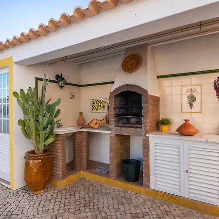 Gale Sun - Luxury, 5bed With Free Wifi, Ac, Private Pool, 5 Min From The