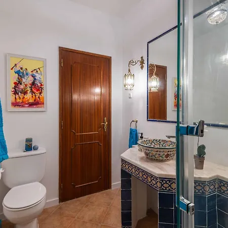 Gale Sun - Luxury, 5bed With Free Wifi, Ac, Private Pool, 5 Min From The *