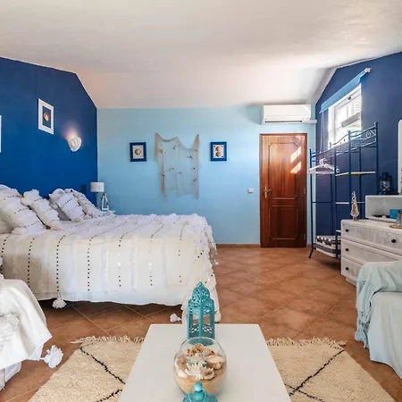 Villa Gale Sun - Luxury, 5bed With Free Wifi, Ac, Private Pool, 5 Min From The Guia (Faro)