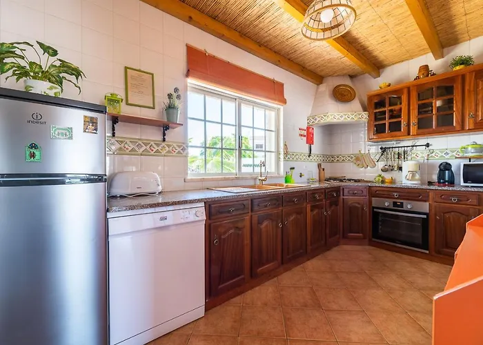 Gale Sun - Luxury, 5bed With Free Wifi, Ac, Private Pool, 5 Min From The 别墅 *