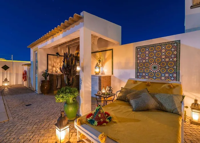 Villa Gale Sun - Luxury, 5bed With Free Wifi, Ac, Private Pool, 5 Min From The Guia (Faro)